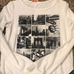 New York long sleeve sweater